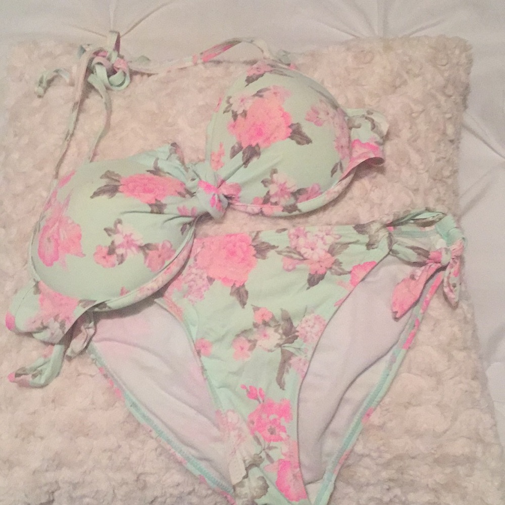 Floral Pattern Bikini